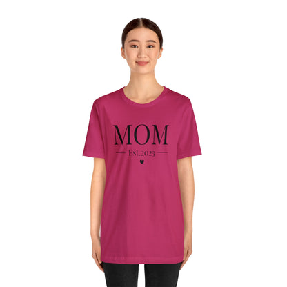 MOM Est.2023 - Mothers Day Shirt